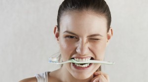 Why are some people more prone to tooth decay? See what the experts say: